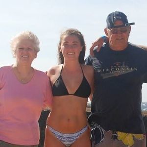 Meet your Posher, Leah